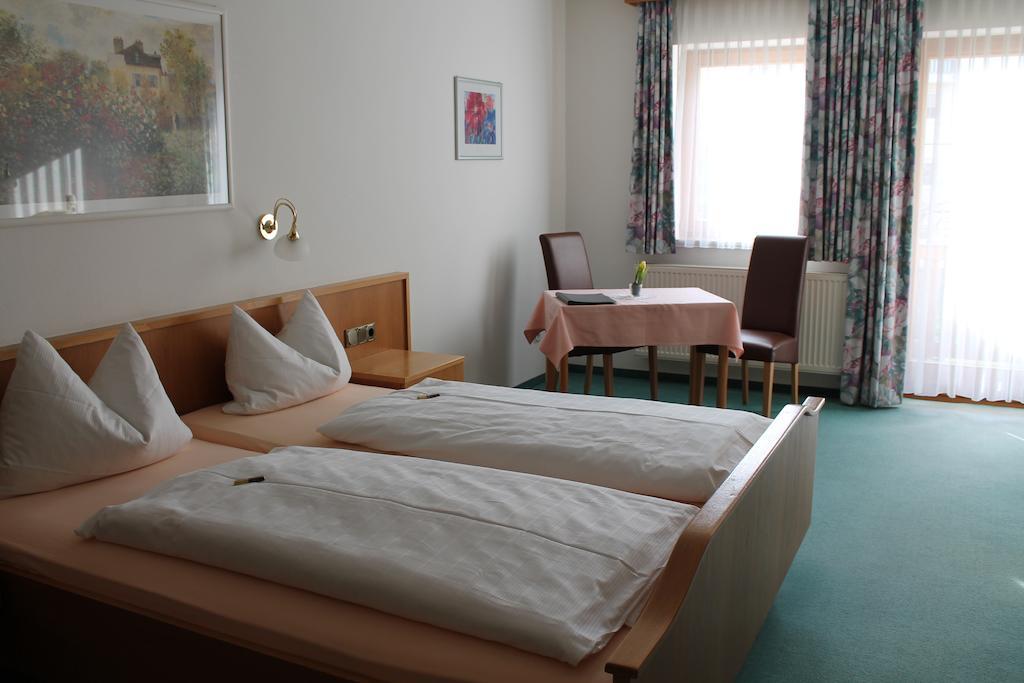 Hotel Garni Vogelsang Bad Füssing Szoba fotó
